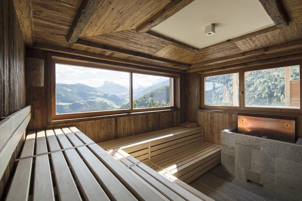 Hotel Gnollhof Chiusa Bagian luar foto